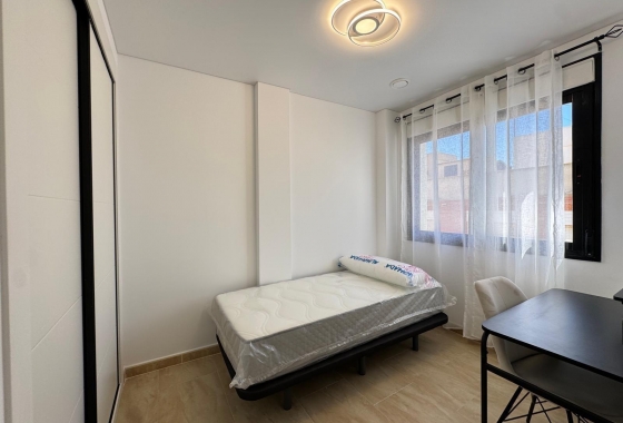 Resale - Apartment / flat - Torrevieja