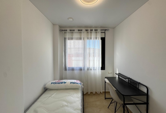 Resale - Apartment / flat - Torrevieja