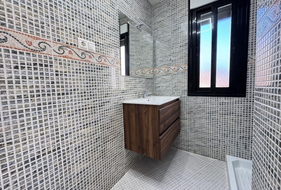 Resale - Apartment / flat - Torrevieja