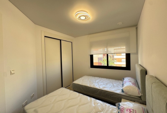 Resale - Apartment / flat - Torrevieja