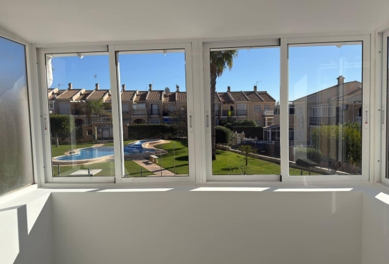 Resale - Townhouse - Torrevieja - aguas nuevas