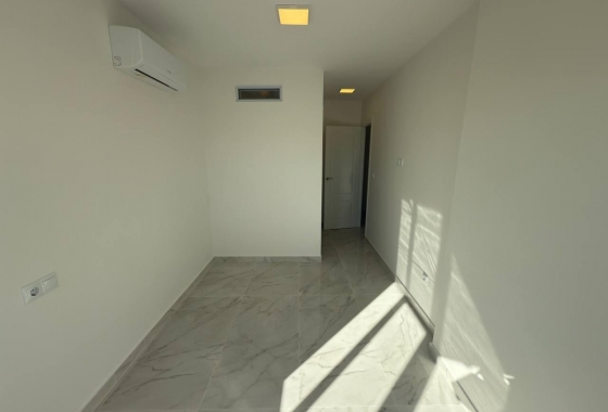 Resale - Townhouse - Torrevieja - aguas nuevas