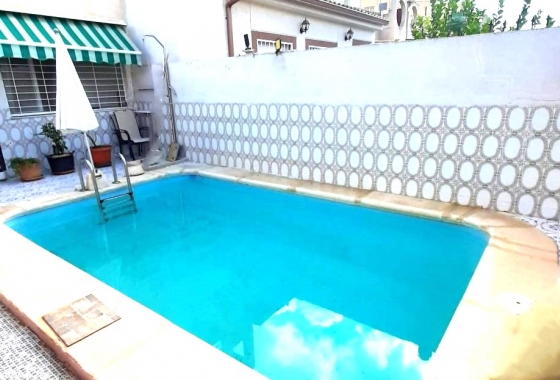 Resale - Bungalow - Torrevieja - Costa Blanca