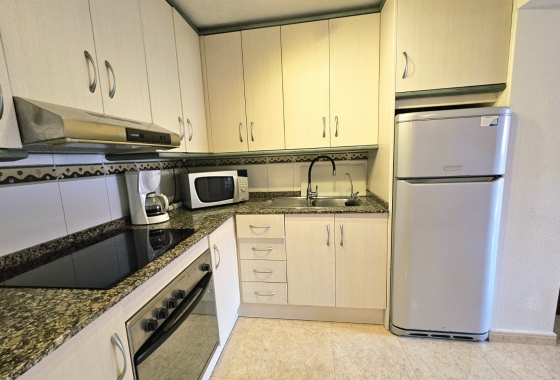 Resale - Apartment / flat - La Mata