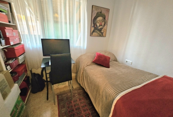 Resale - Apartment / flat - La Mata