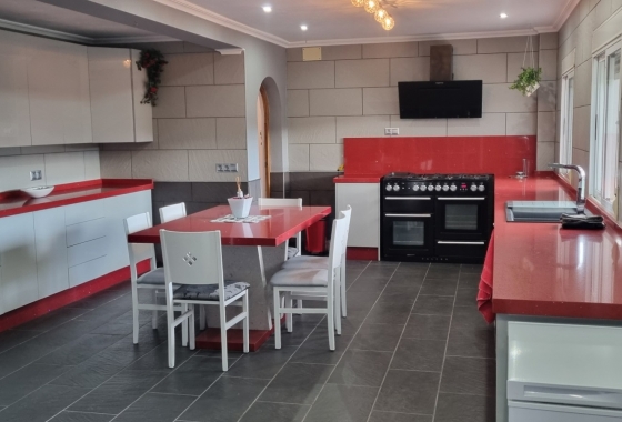 Resale - Villa - Hondón de los Fráiles - Inland