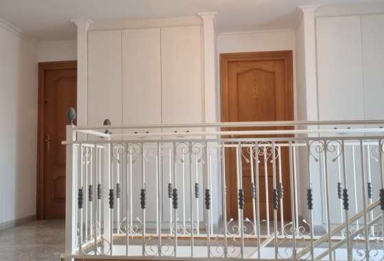 Resale - Villa - Hondón de los Fráiles - Inland