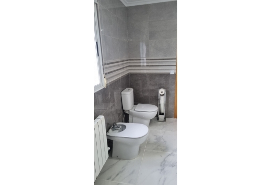 Resale - Villa - Hondón de los Fráiles - Inland