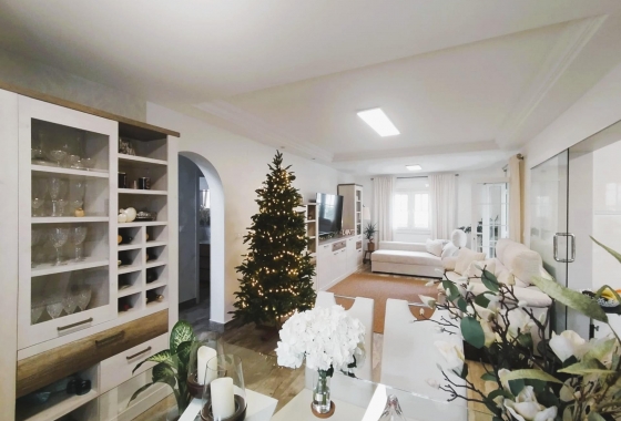 Resale - Villa - San Miguel de Salinas - Inland