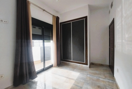 Resale - Villa - Pilar de la Horadada - Costa Blanca