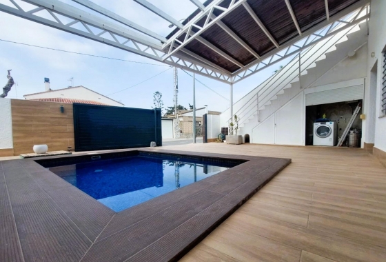 Resale - Villa - Pilar de la Horadada - Costa Blanca