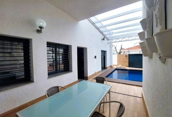 Resale - Villa - Pilar de la Horadada - Costa Blanca