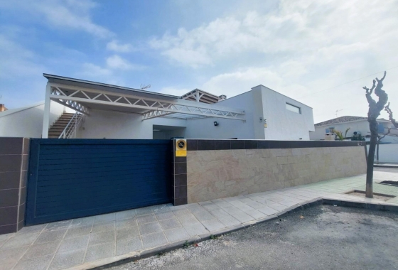 Resale - Villa - Pilar de la Horadada - Costa Blanca