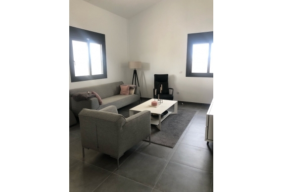 Resale - Villa - Pinoso - Inland