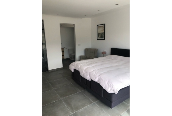 Resale - Villa - Pinoso - Inland