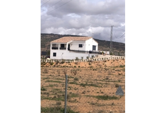 Resale - Villa - Pinoso - Inland