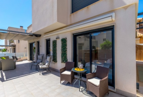 Resale - Villa - Torrevieja - Costa Blanca
