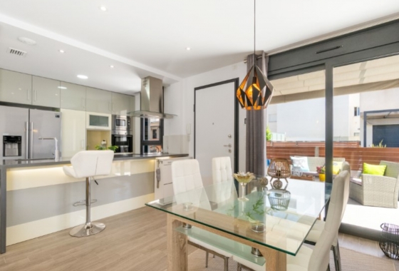 Resale - Villa - Torrevieja - Costa Blanca