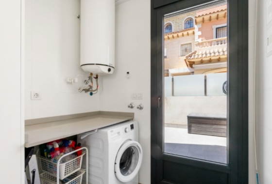 Resale - Villa - Torrevieja - Costa Blanca