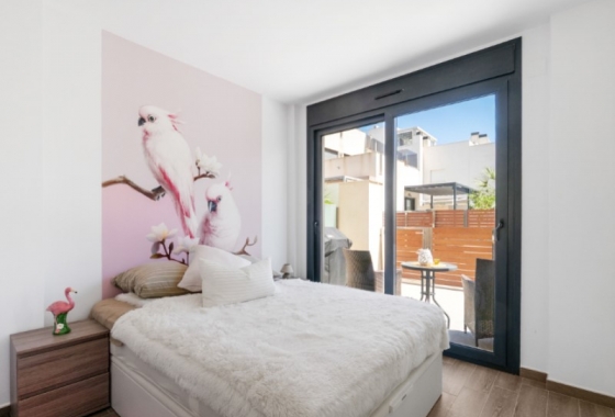 Resale - Villa - Torrevieja - Costa Blanca