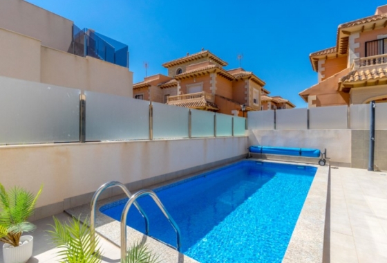 Resale - Villa - Torrevieja - Costa Blanca