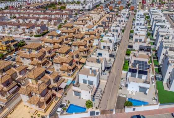 Resale - Villa - Torrevieja - Costa Blanca