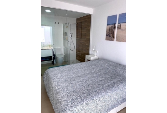 Resale - Apartment / flat - Pilar de la Horadada - Costa Blanca