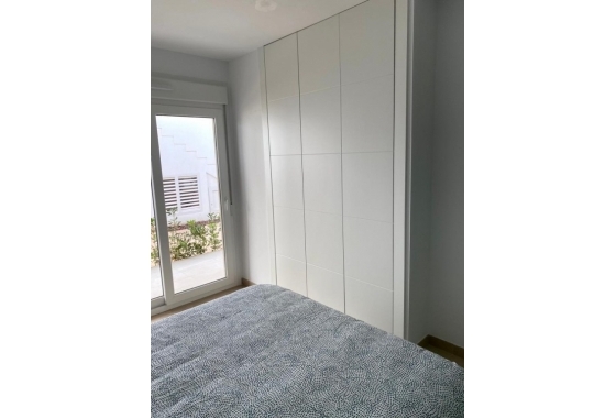 Resale - Apartment / flat - Pilar de la Horadada - Costa Blanca