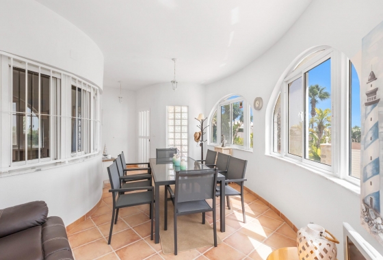 Resale - Villa - San Fulgencio - Urb. La Marina