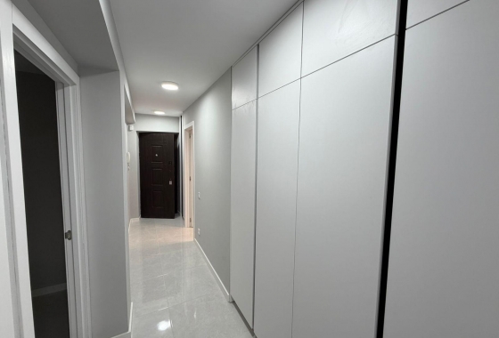 Resale - Apartment / flat - Torrevieja