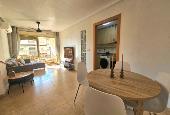 Resale - Apartment / flat - Guardamar del Segura - Playa