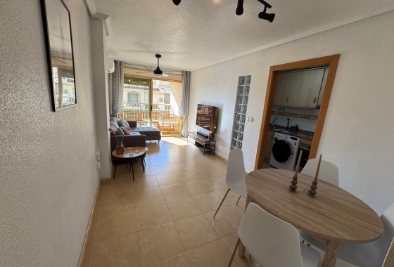 Resale - Apartment / flat - Guardamar del Segura - Playa
