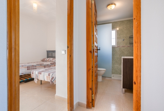 Resale - Villa - Torrevieja - Urbanización San Luis