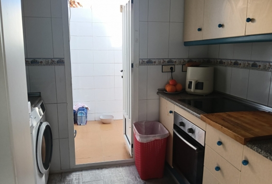 Resale - Apartment / flat - Los Montesinos - La Herrada