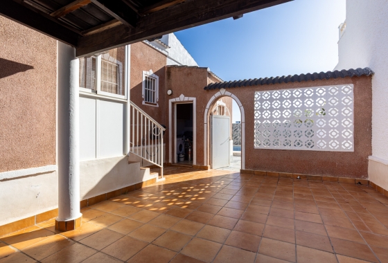 Resale - Villa - Torrevieja - Costa Blanca