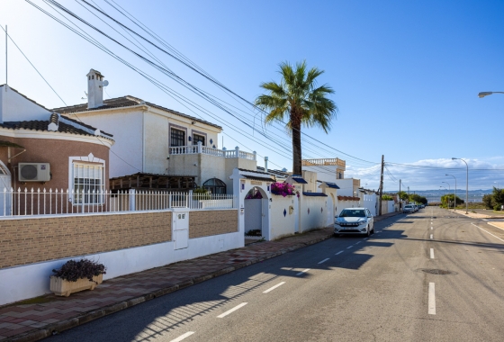 Resale - Villa - Torrevieja - Costa Blanca