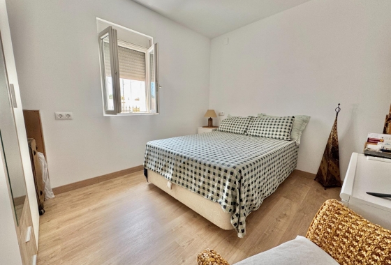 Resale - Villa - Dolores - Comunidad Valenciana