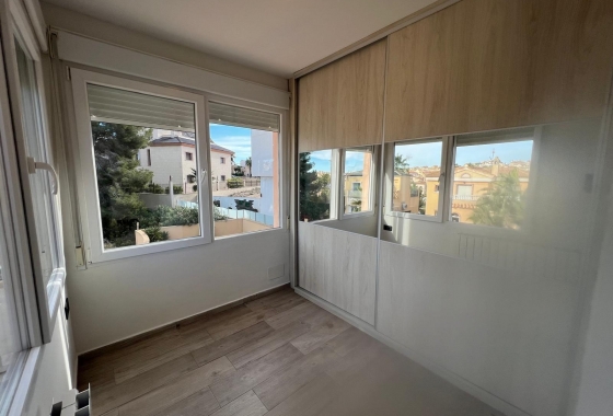 Resale - Villa - Orihuela Costa - Villamartín-las Filipinas