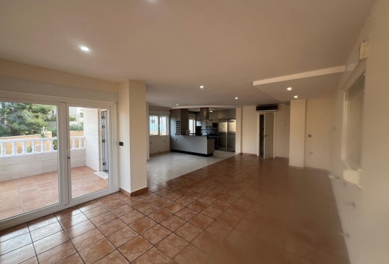 Resale - Villa - Orihuela Costa - Villamartín-las Filipinas