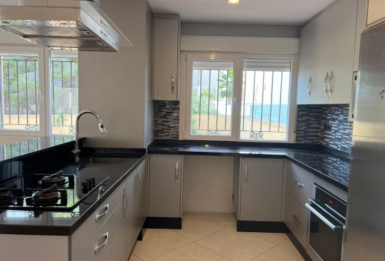 Resale - Villa - Orihuela Costa - Villamartín-las Filipinas