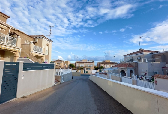 Resale - Bungalow - Torrevieja - Torreblanca