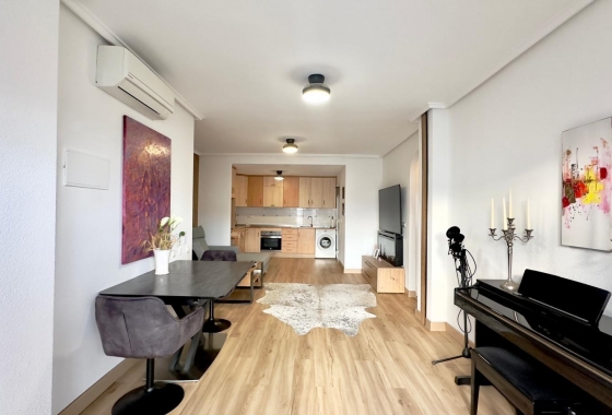 Resale - Bungalow - Torrevieja - Torreblanca