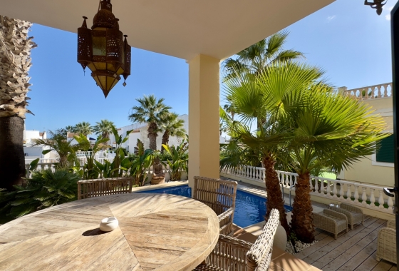 Resale - Villa - Orihuela Costa - Costa Blanca