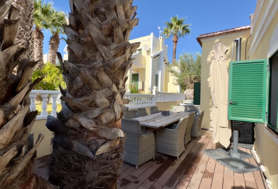 Resale - Villa - Orihuela Costa - Costa Blanca