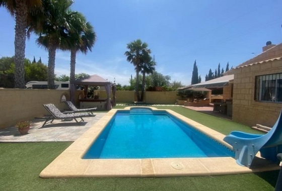 Resale - Villa - Albatera - Campo De Albatera