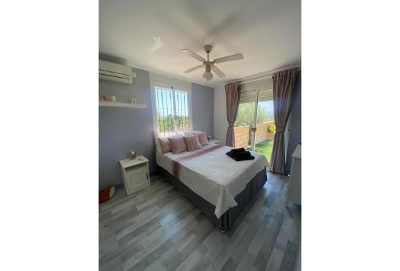 Resale - Villa - Albatera - Campo De Albatera