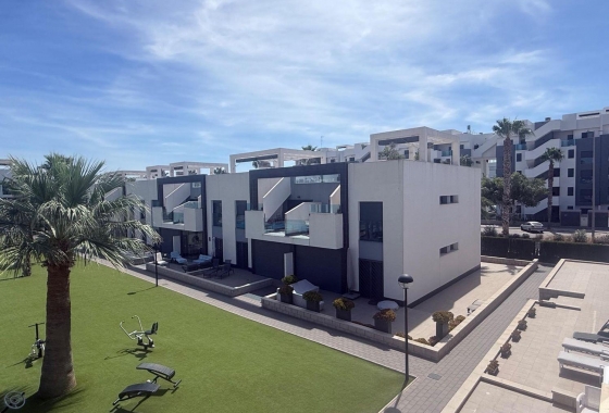 Resale - Bungalow - Guardamar del Segura - Oasis Beach