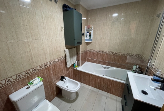 Resale - Apartment / flat - Torrevieja - Costa Blanca