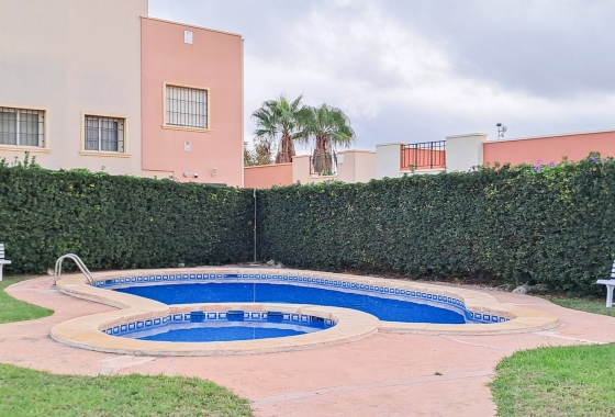 Resale - Townhouse - Torrevieja - Parque Acuático - Sector 25