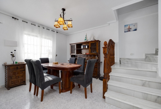 Resale - Villa - Torrevieja - Costa Blanca